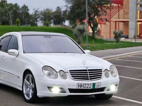 Mercedes E 240 2005