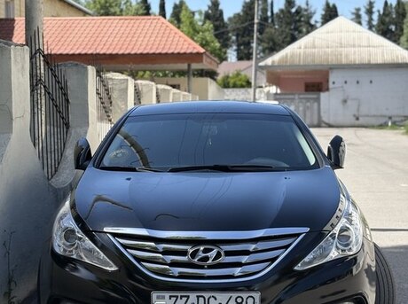 Hyundai Sonata 2010