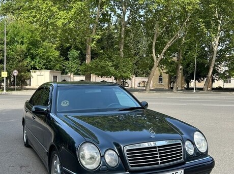 Mercedes E 240 1999
