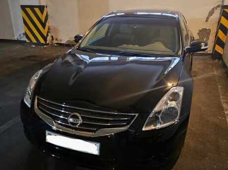 Nissan Altima 2012