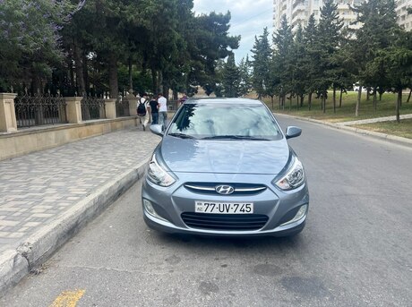 Hyundai Accent