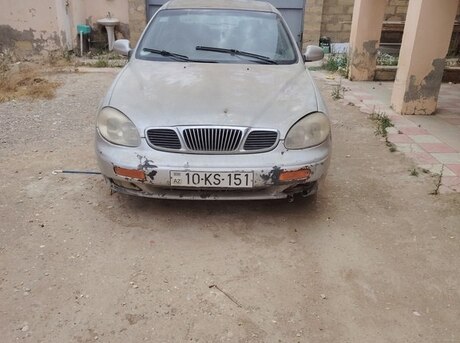 Daewoo Leganza 2002