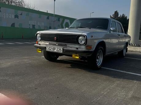 GAZ 24 1983