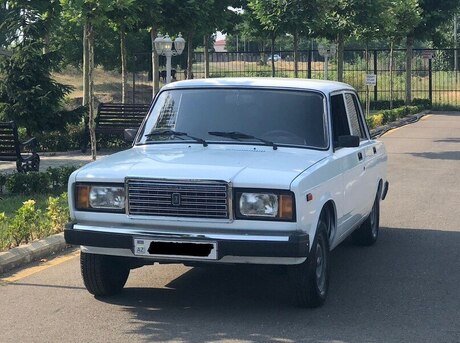 LADA (VAZ) 2107 2011
