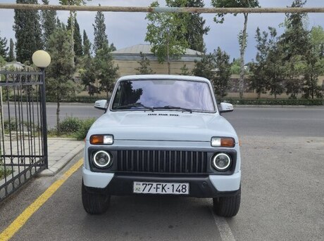 LADA (VAZ) Niva 2012