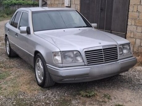 Mercedes E 220 1993