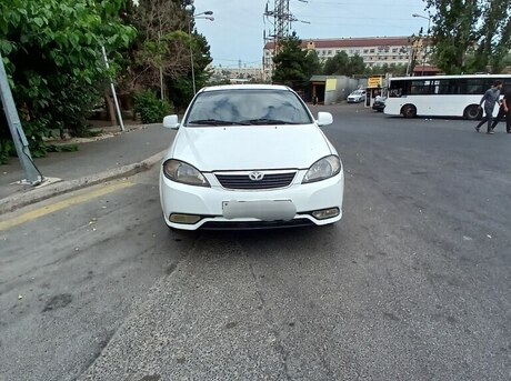 Daewoo Gentra 2014