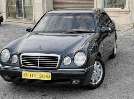 Mercedes E 230