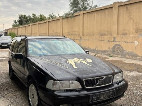 Volvo  1999