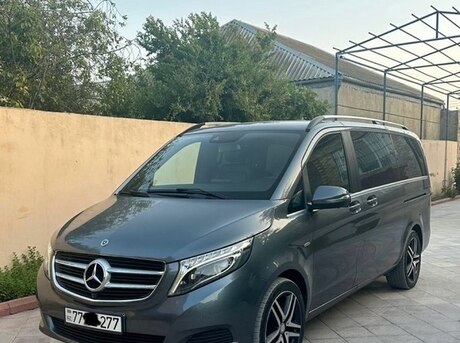 Mercedes V 220 2017