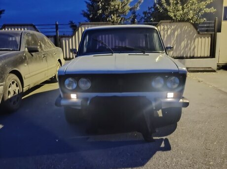 LADA (VAZ) 2106 1988