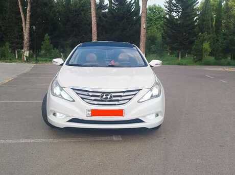 Hyundai Sonata 2010