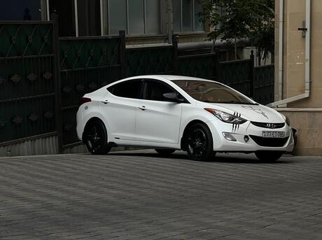 Hyundai Elantra 2013