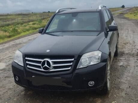 Mercedes  2010