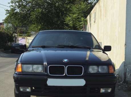 BMW 318 1994