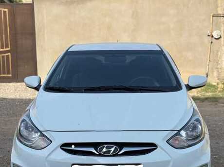 Hyundai Accent 2012