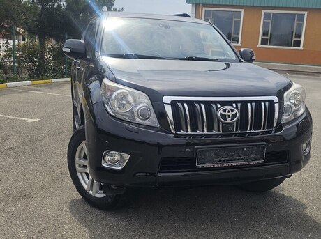 Toyota Land Cruiser Prado 2010