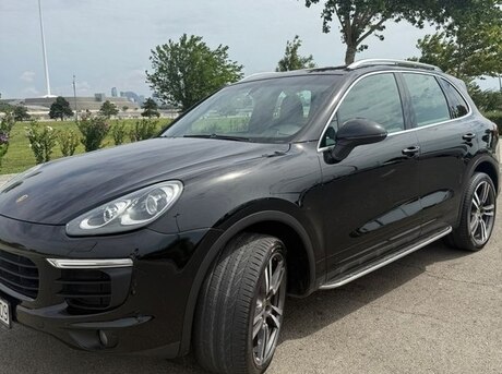 Porsche Cayenne 2016