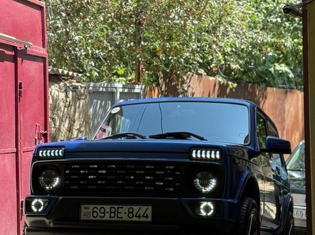 LADA (VAZ) Niva 2017