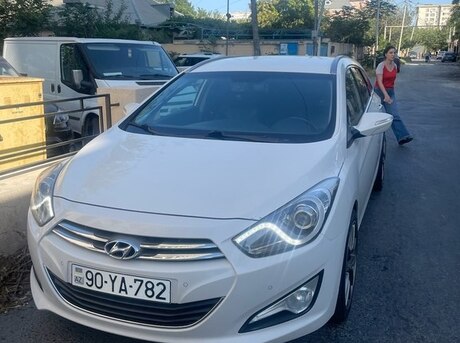 Hyundai i40 2012