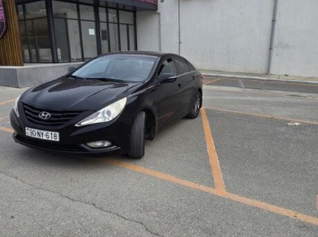 Hyundai Sonata 2011