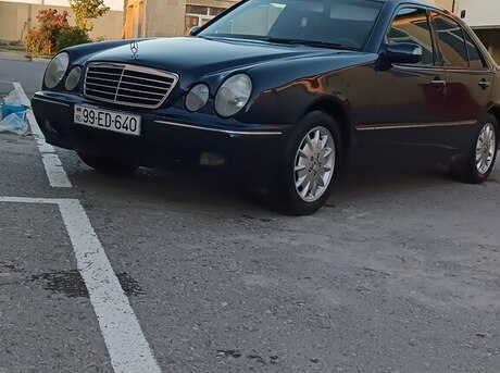 Mercedes E 200 2000