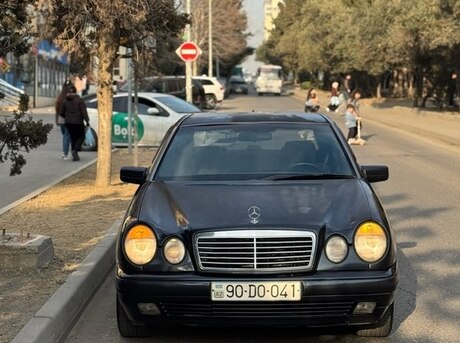 Mercedes E 240 1998