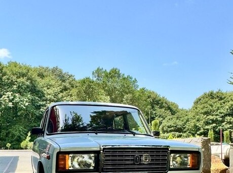 LADA (VAZ) 2107 2010