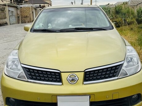Nissan Tiida 2007