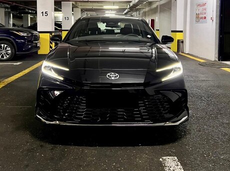 Toyota Camry 2025