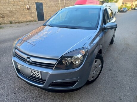 Opel Astra 2004