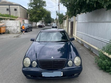 Mercedes E 220 d 1999