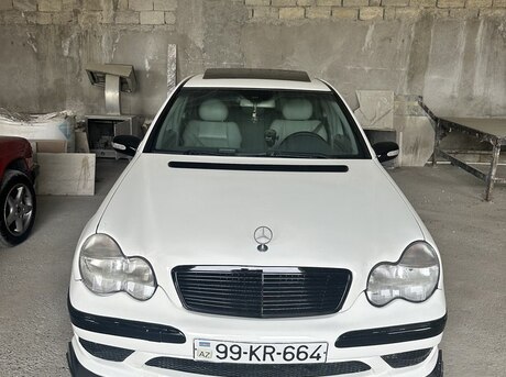 Mercedes C 230