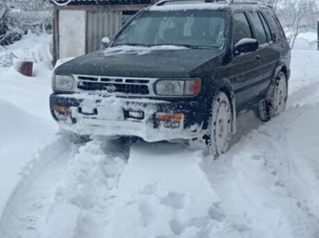 Nissan Pathfinder 1998