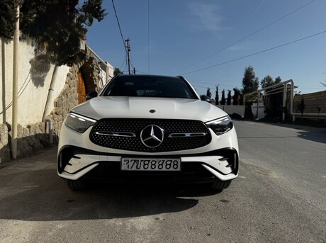 Mercedes GLC 200 4MATIC 2023
