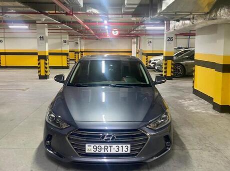 Hyundai Elantra 2018