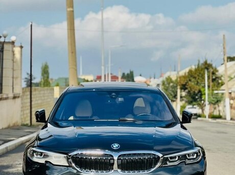BMW 330e 2022