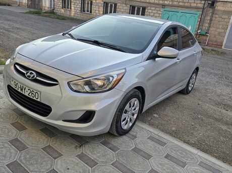 Hyundai Accent