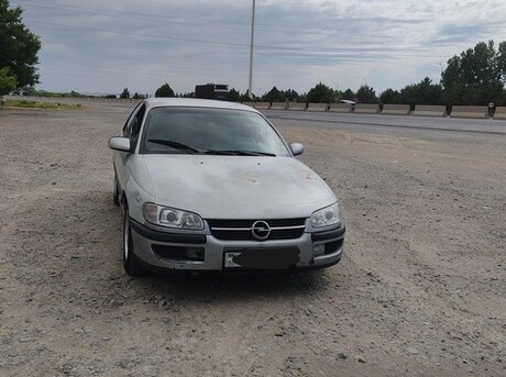 Opel Omega 1998