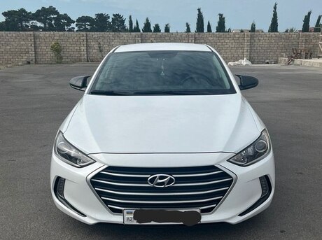 Hyundai Elantra 2016