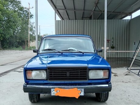 LADA (VAZ) 2107 2001