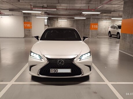 Lexus ES 350 2020