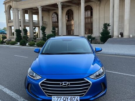 Hyundai Elantra 2017