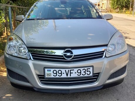 Opel Astra 2008