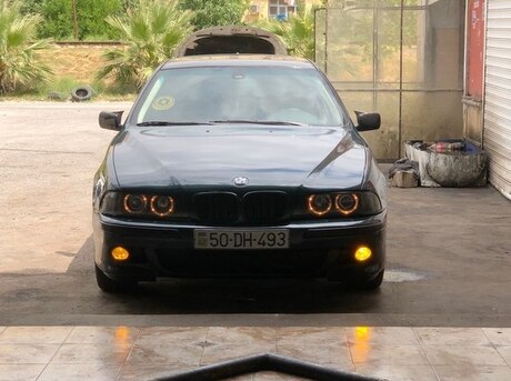 BMW 523 1998