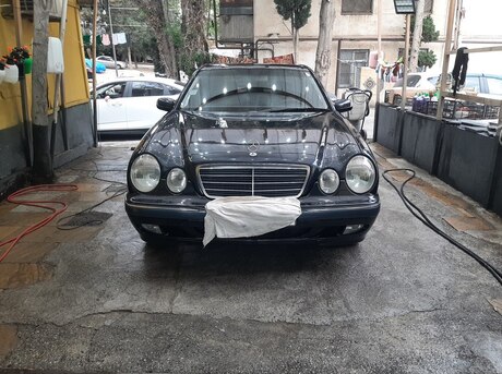 Mercedes E 280 1999