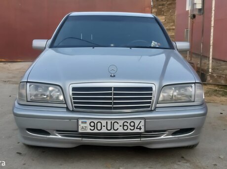Mercedes E 220 d 1999