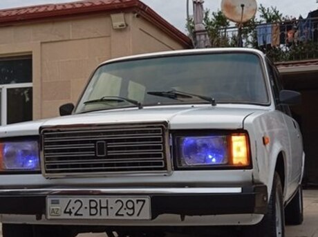 LADA (VAZ) 2107 2004