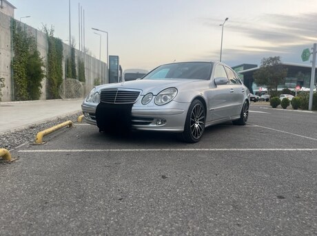 Mercedes E 240 2002