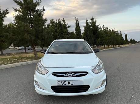 Hyundai Accent 2013